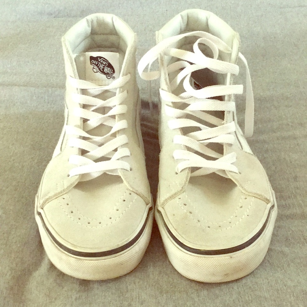 Vans Hightops.